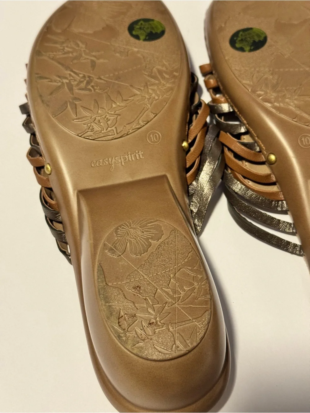 Easy Spirit Women’s 10 Sandal Brown & Gold Slip On Hurrache Style Strappy Shoe